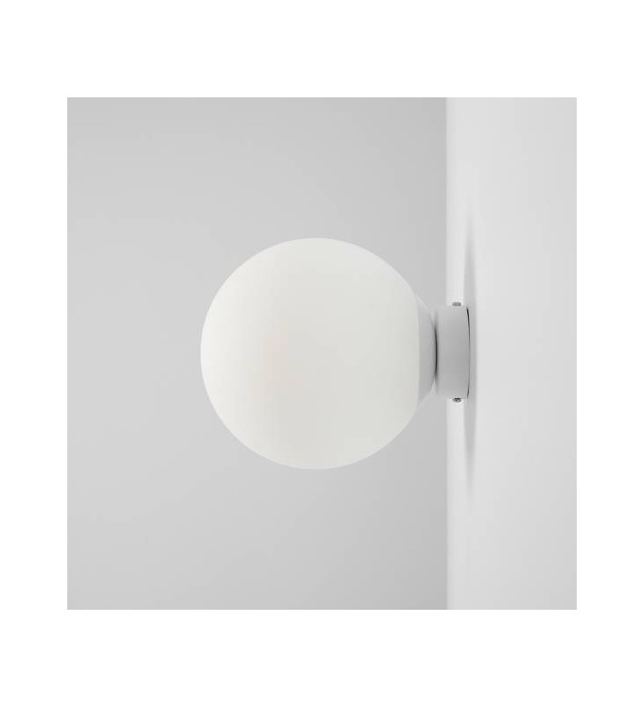 Biały kinkiet Ball klosz kula 20cm wykończenie białe do salonu sypialni na przedpokój